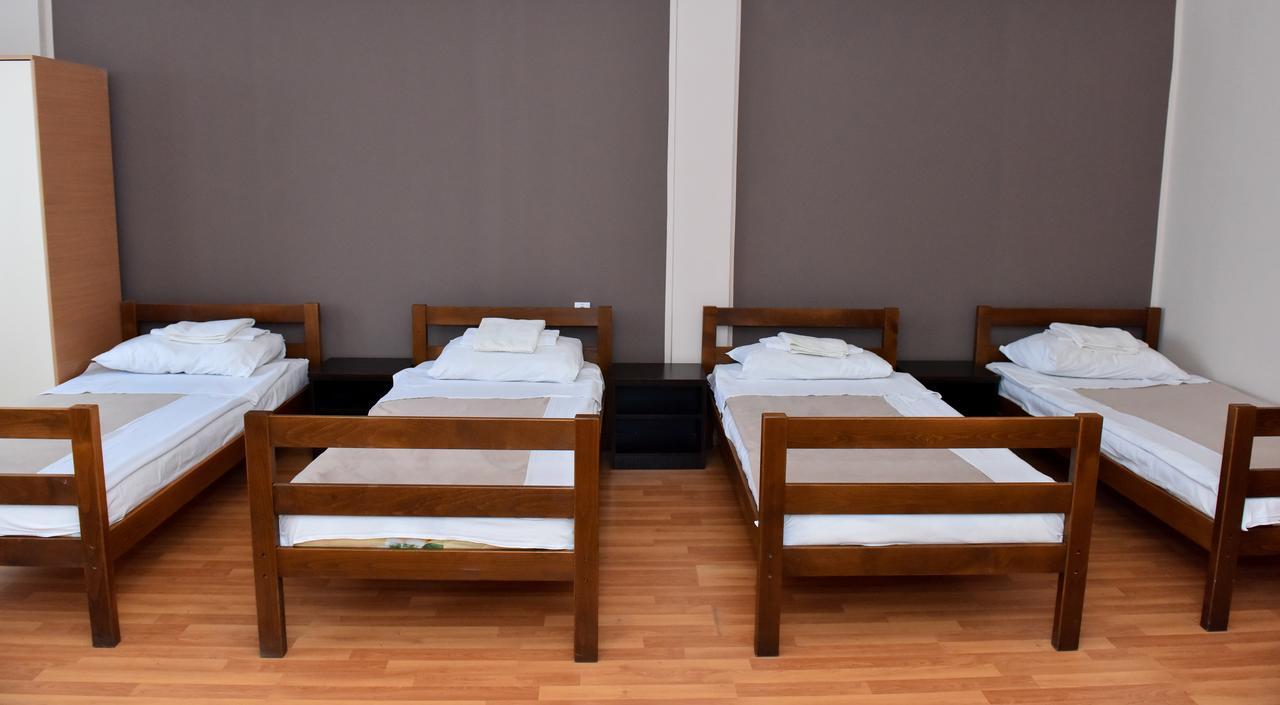 Hostel Milkaza Novi Sad Bagian luar foto