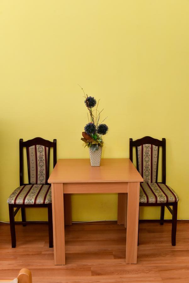 Hostel Milkaza Novi Sad Bagian luar foto
