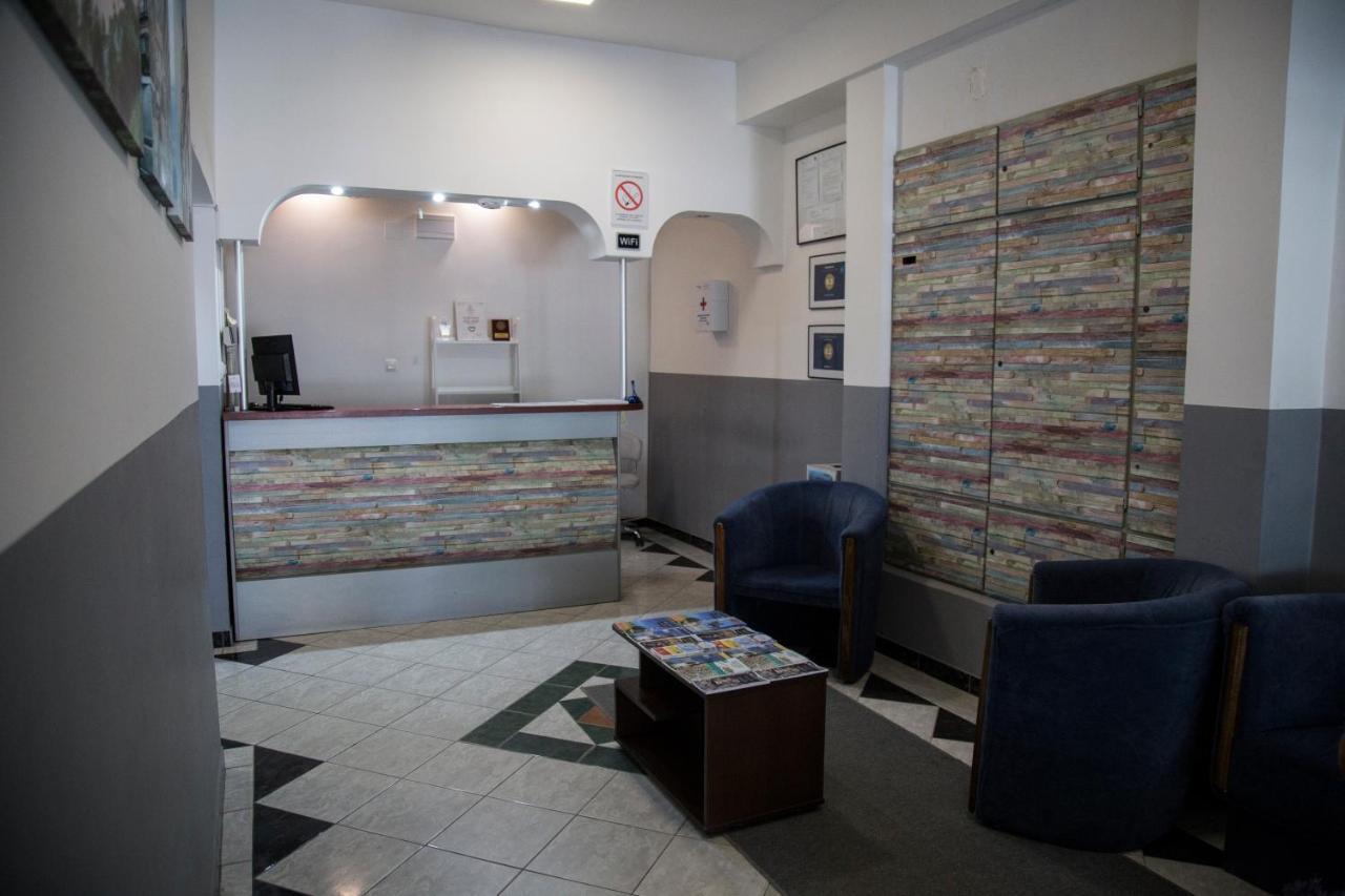 Hostel Milkaza Novi Sad Bagian luar foto