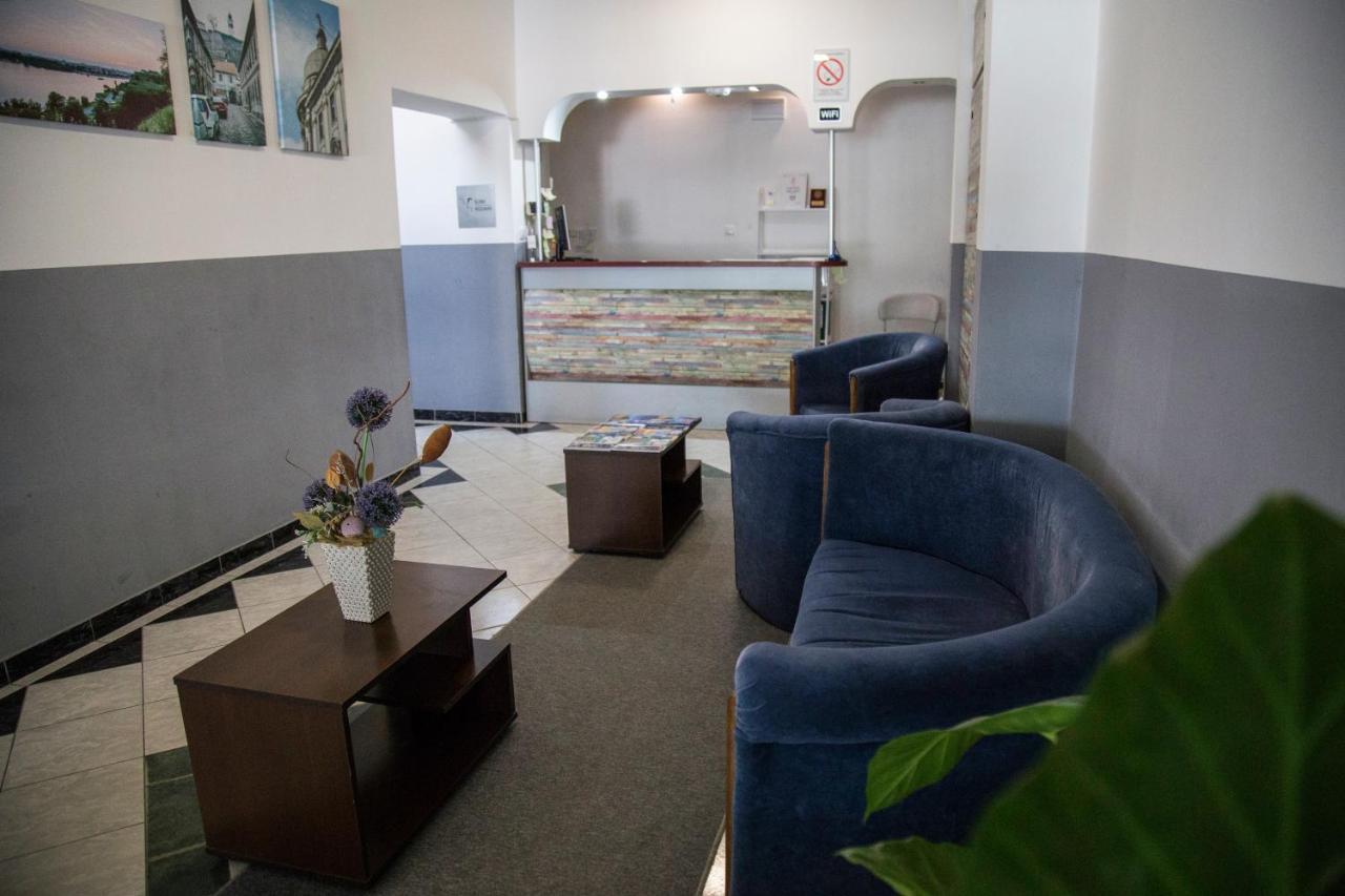 Hostel Milkaza Novi Sad Bagian luar foto